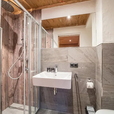 Schima Drosa - - By Pferd Auf Wolke Gaschurn