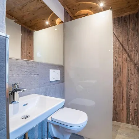 Schima Drosa - - By Pferd Auf Wolke