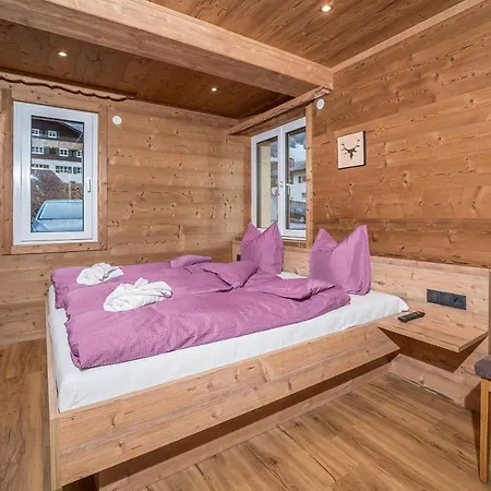 Schima Drosa - - By Pferd Auf Wolke Gaschurn