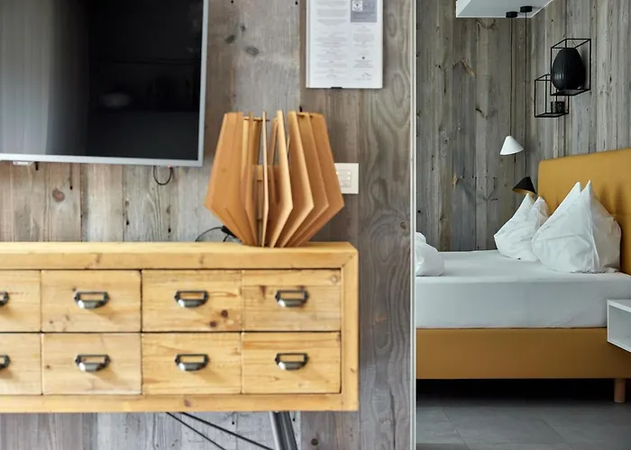 Schima Drosa - - By Pferd Auf Wolke